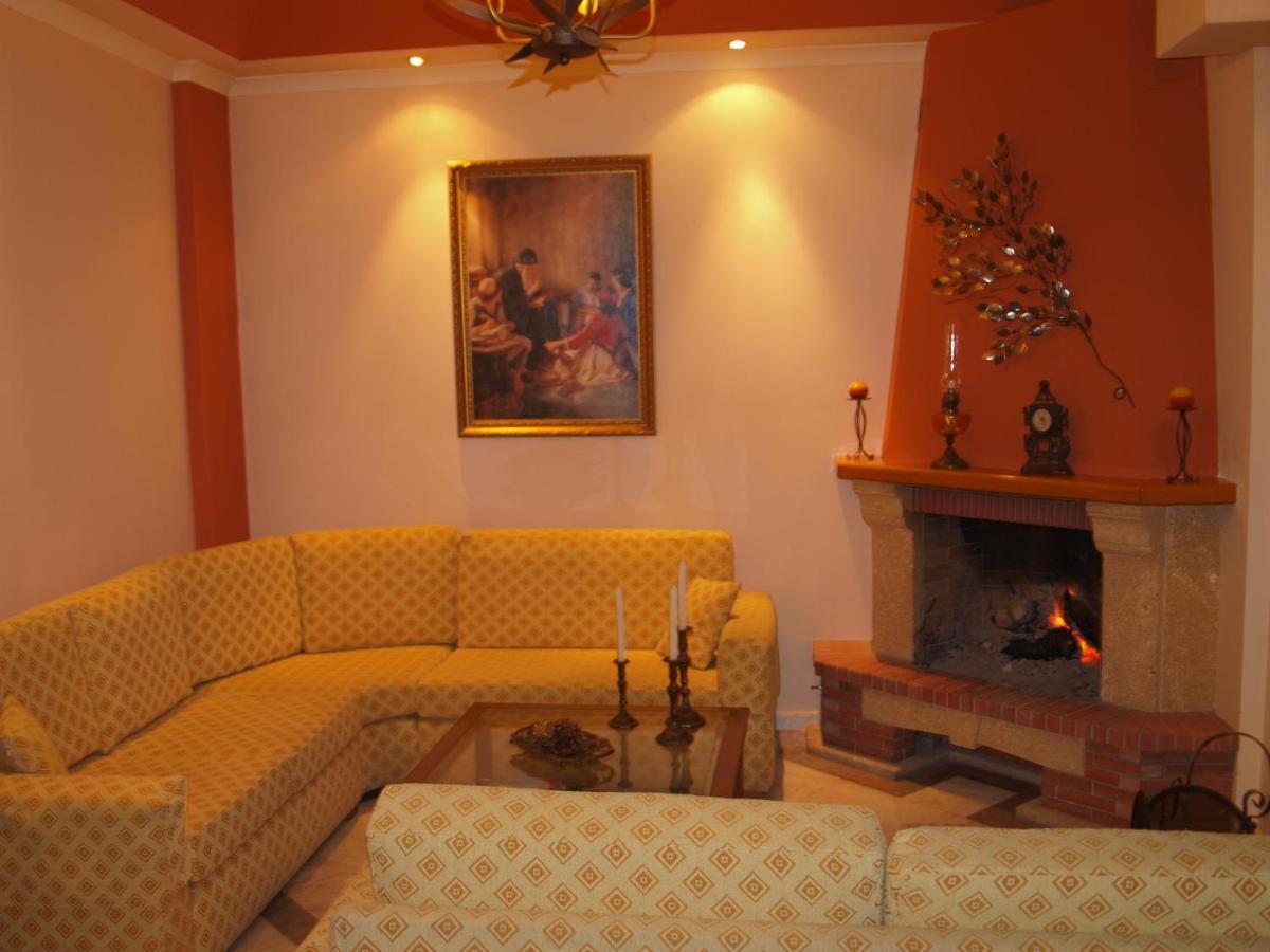 Byzantium Hotel Костур Екстериор снимка